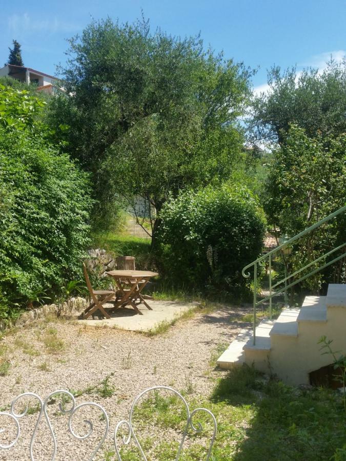 205 Route De La Turbie Apartment Eze Bagian luar foto